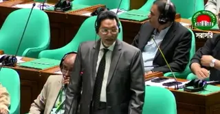 চাকরির বয়স ৩২ করার বিলে বিরোধীদল চুপ কেন, প্রশ্ন চিফ হুইপের